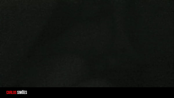 COLOQUEI UM CAMERA ESCONDIDA NO QUARTO FILMEU MEU AMANTE ME COMENDO NO ESCURO