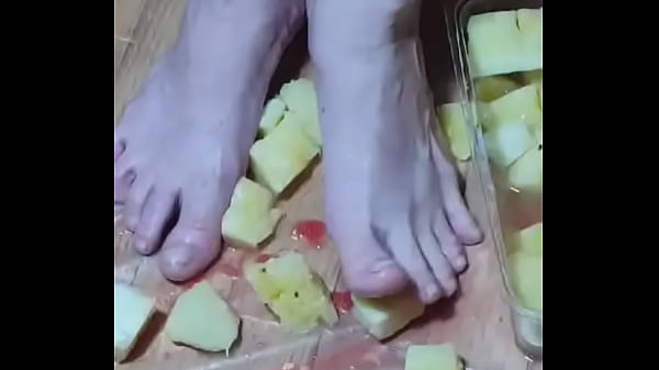 PINEAPPLE